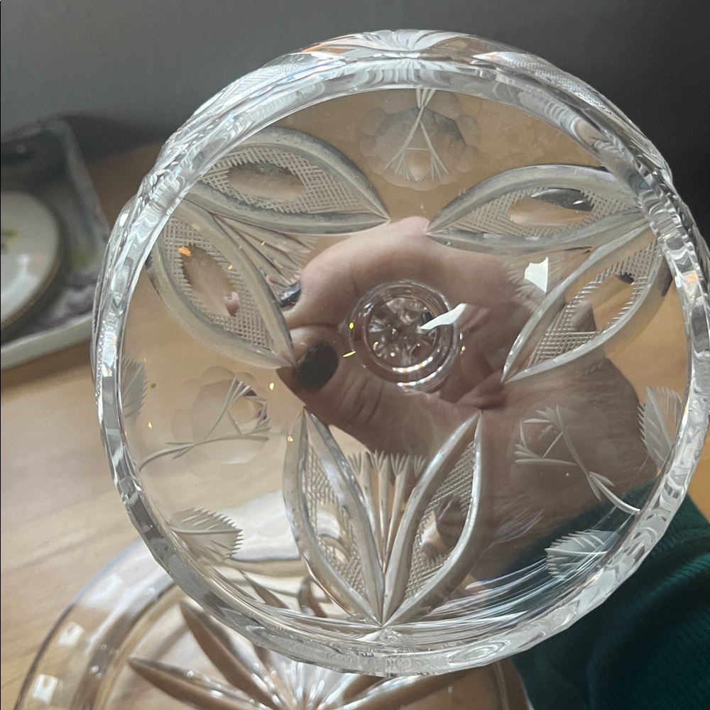 OFNAH CRYSTAL ~ Lidded butter cheese Dish 6.5” round ; 6” height - Picture 5 of 5